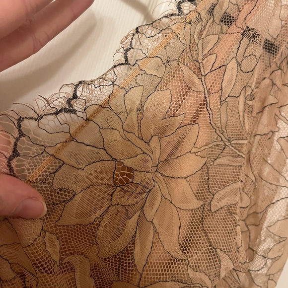 NWT Luxxel Sheer Lace Gown with Slip Formal Blush Nude Tan Belted Silhouette New - Picture 5 of 13